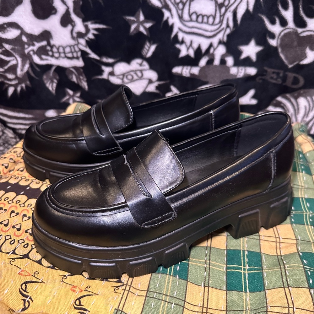 Courtesy Call Platform Loafers View 2